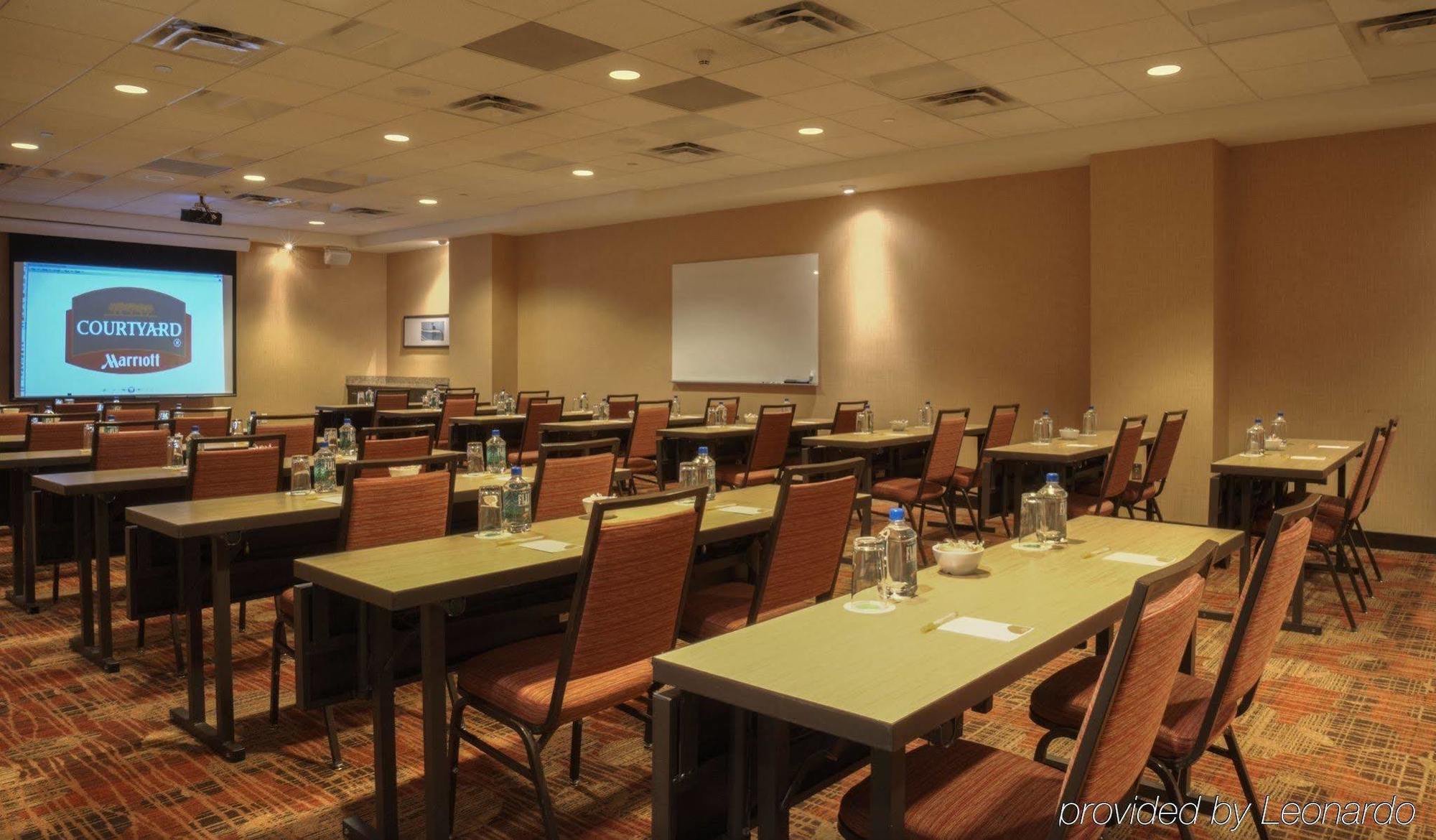 Courtyard By Marriott Silver Spring Downtown Экстерьер фото